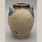 Fig. 51 Storage jar by an unknown maker; Yadkin County, North Carolina; ca. nineteenth century. Lead-glazed earthenware; HOA 12˝. Author’s collection acquired from the Beckerdite Collection. Photograph by the author. This jar was purchased from a Forbush, Yadkin County, NC, estate sale along with other examples of earthenware. The sale represented one of the county’s earliest families. Aspects of its form are reminiscent of jars made by Quaker Henry Watkins and other potters working in Guilford and Randolph counties.