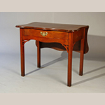Fig. 16: Bedroom table (or single-leaf table), ca. 1785, North Shore Massachusetts or Portsmouth, New Hampshire. Mahogany; HOA: 28”, WOA: 28-3/4” (at case), DOA: 20-1/2” (closed), 35-1/2” (open). Private collection, photograph courtesy Peter Eaton Antiques, Newbury, Massachusetts.