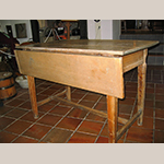 Fig. 30: Rear view of the kitchen table illustrated in Fig. 29.
