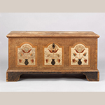 Fig. 25: Blanket chest, 1810-1825, Wythe Co., VA. Tulip poplar, paint, iron; HOA: 26-2/3”, WOA: 52-1/4”, DOA: 23-1/8”. Winterthur Museum, Garden & Library Acc. 2010-46, Museum Purchase with funds provided by the Henry Francis du Pont Collectors Circle and partial gift of Roddy and Sally Moore.