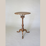 Fig. 20: Candle stand, ca.1780, Frederick Co., VA. Cherry; HOA: 28”, WOA (at top): 18-1/8”. Collection of the Winchester-Frederick County Historical Society, Acc. 1998.005.016, Winchester, VA. Photograph by the author.